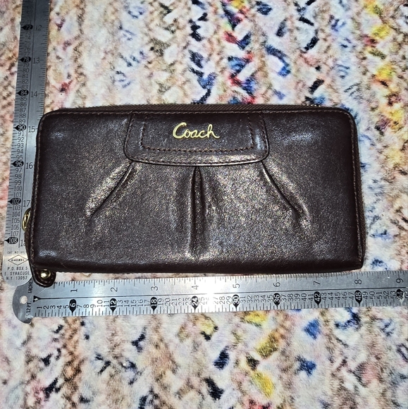 Coach Chocolate Brown Leather Wallet - Picture 1 of 3